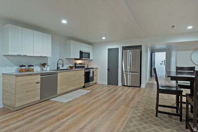 640 S MILLER AVE, North Salt Lake, UT 84054