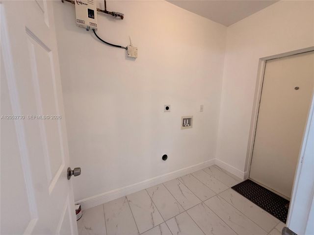 3027 NW 23rd Ave 2, Miami, FL 33142