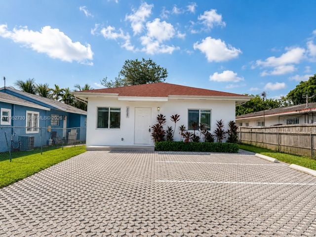 3027 NW 23rd Ave 2, Miami, FL 33142