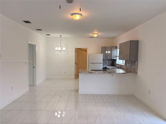 3027 NW 23rd Ave 2, Miami, FL 33142