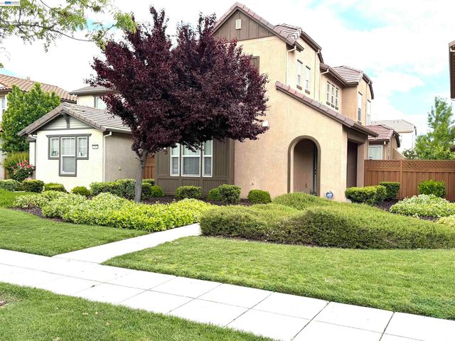 277 W Saint Francis Ave, Mountain House, CA 95391