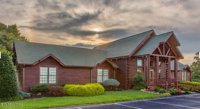 24 Bluegill Lane, Hilham, TN 38568
