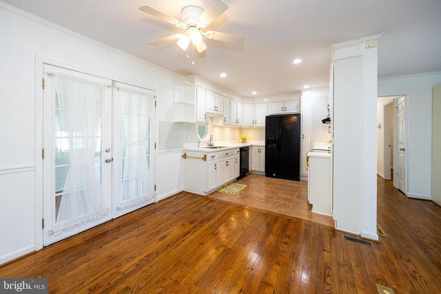 22056 SPRING VALLEY DR, Lexington Park, MD 20653