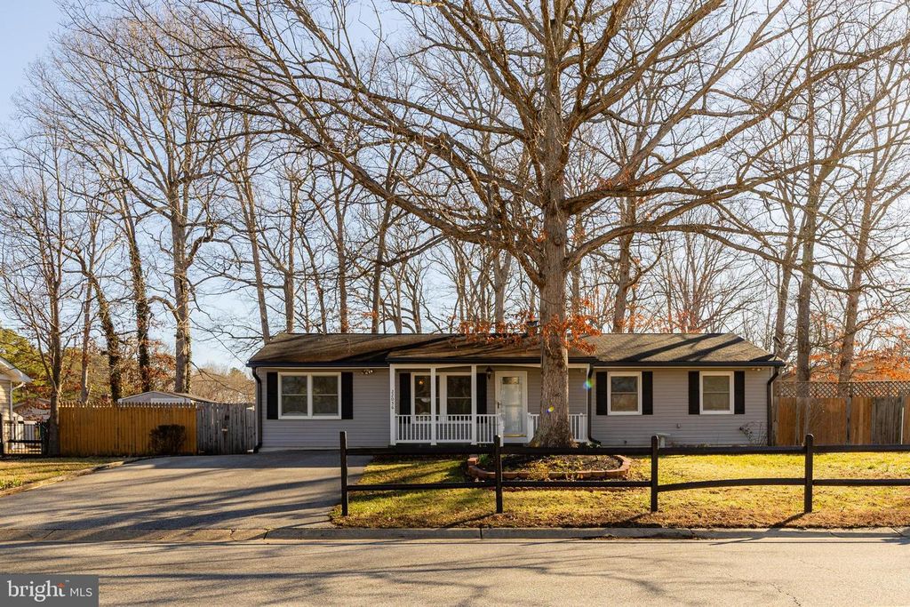 22056 SPRING VALLEY DR, Lexington Park, MD 20653