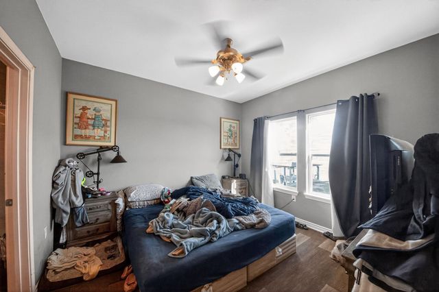 7017 Delesandri Drive, Hitchcock, TX 77563