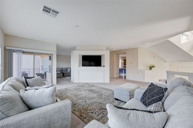 5946 Ancient Peaks Avenue, Las Vegas, NV 89141