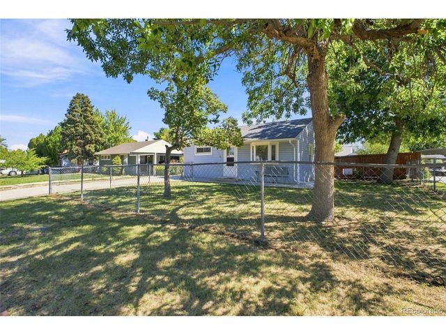 2660 S Knox Ct, Denver, CO 80219