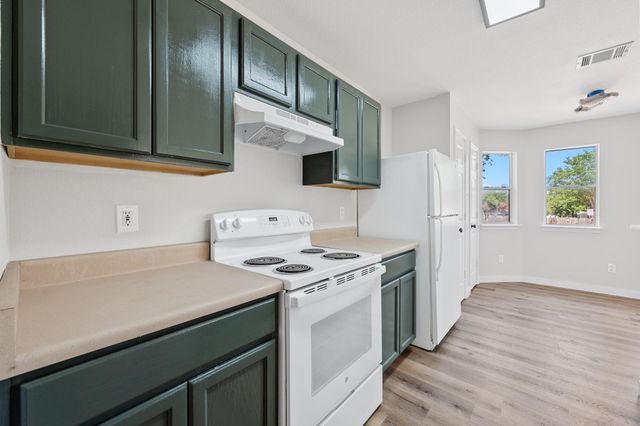 107 Cedargrove, San Marcos, TX 78666