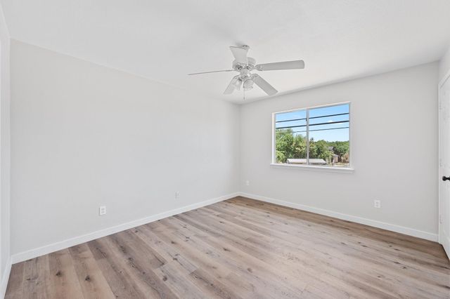 107 Cedargrove, San Marcos, TX 78666