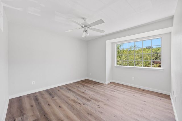 107 Cedargrove, San Marcos, TX 78666