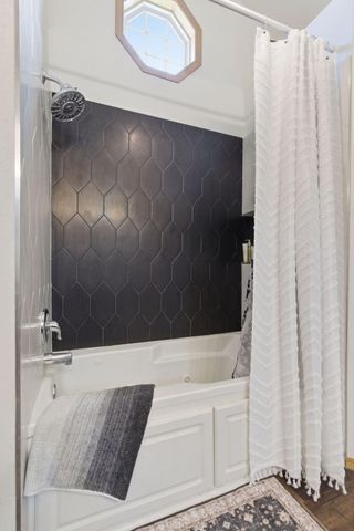 982 S Redwood Street, Nixa, MO 65714