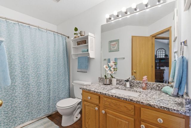 982 S Redwood Street, Nixa, MO 65714