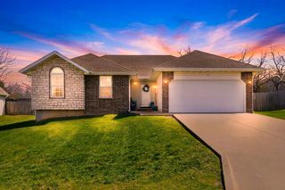 982 S Redwood Street, Nixa, MO 65714