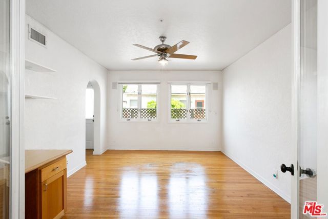 333 S MCCARTY Drive, Beverly Hills, CA 90212
