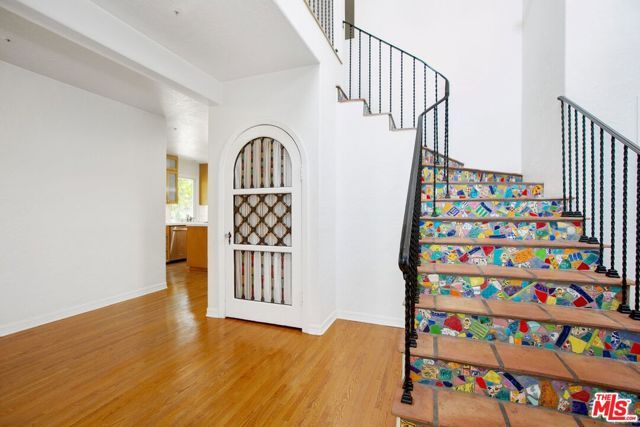 333 S MCCARTY Drive, Beverly Hills, CA 90212