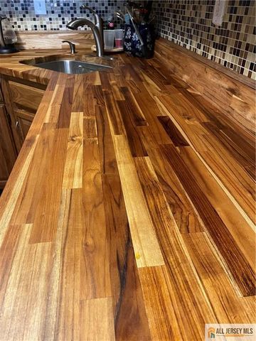 108 Aspen Drive 108, Plainsboro, NJ 08536