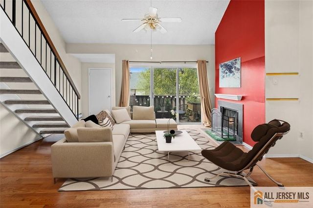 108 Aspen Drive 108, Plainsboro, NJ 08536