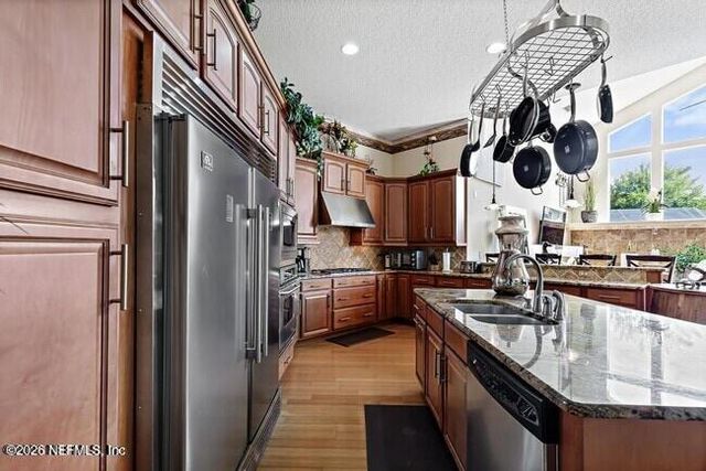 1952 ROSE MALLOW Lane, Fleming Island, FL 32003