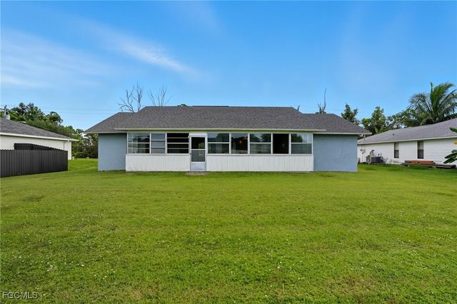 3218 Santa Barbara BLVD N, Cape Coral, FL 33993