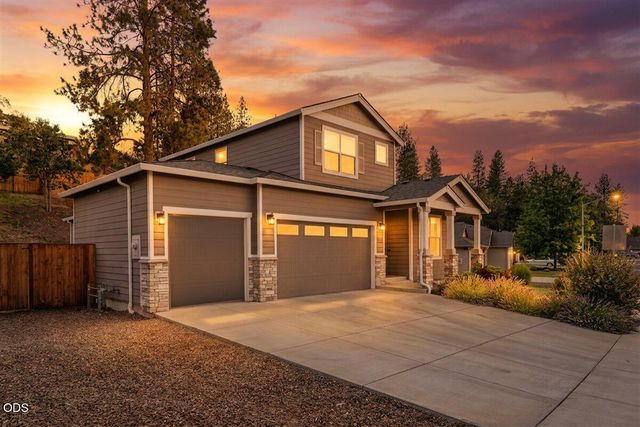 314 Arrowhead Trail, Eagle Point, OR 97524