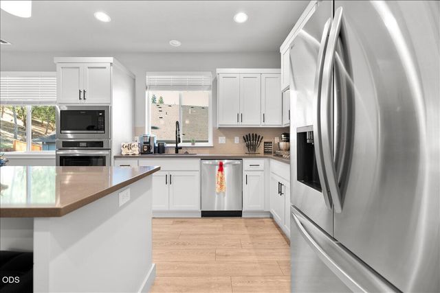 314 Arrowhead Trail, Eagle Point, OR 97524