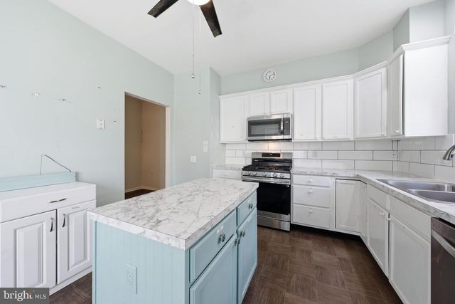 137 PAISLEY PL, Hainesport, NJ 08036