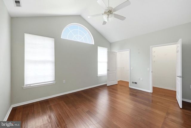 137 PAISLEY PL, Hainesport, NJ 08036