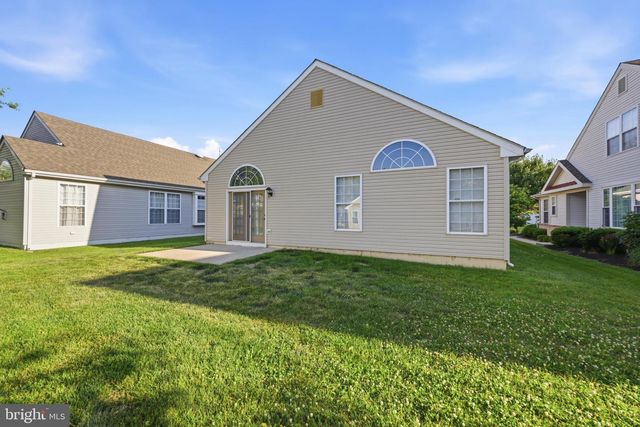 137 PAISLEY PL, Hainesport, NJ 08036