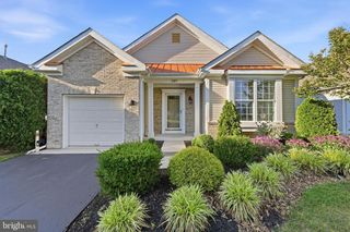 137 PAISLEY PL, Hainesport, NJ 08036