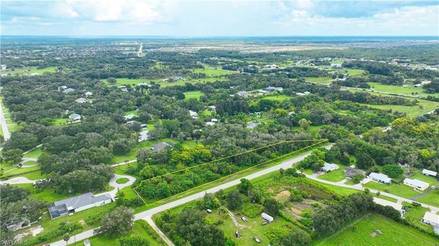 4741 Lone Pine CT, Fort Myers, FL 33905