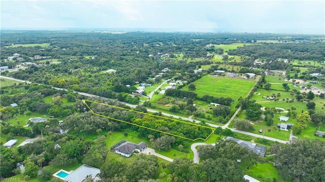 4741 Lone Pine CT, Fort Myers, FL 33905