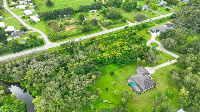 4741 Lone Pine CT, Fort Myers, FL 33905