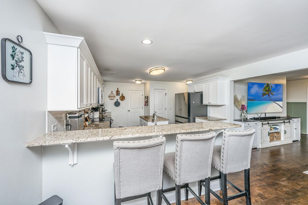 Image 16 of property listing at 2131 Bradham Road, Charleston, SC 29412