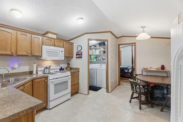 1B Quaboag Valley Co-Op Street, Palmer, MA 01069