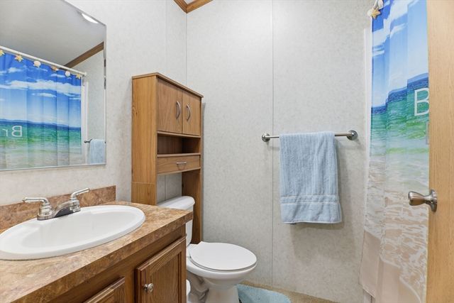 1B Quaboag Valley Co-Op Street, Palmer, MA 01069