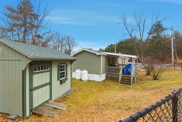 1B Quaboag Valley Co-Op Street, Palmer, MA 01069