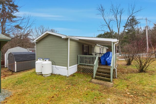 1B Quaboag Valley Co-Op Street, Palmer, MA 01069