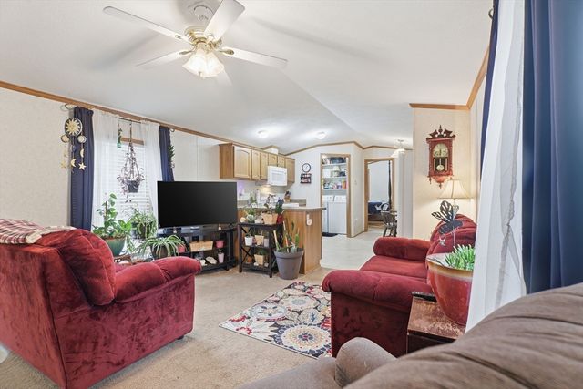 1B Quaboag Valley Co-Op Street, Palmer, MA 01069