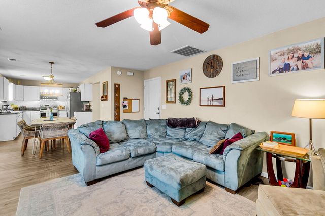 12 Creek Bend Drive, Summerville, SC 29485