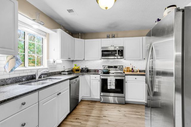 12 Creek Bend Drive, Summerville, SC 29485