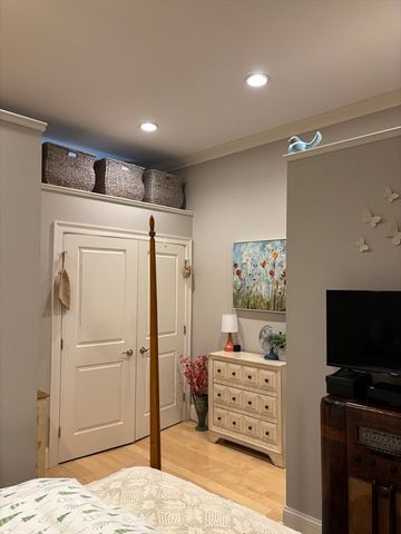 9 Beale St 2, Boston, MA 02124