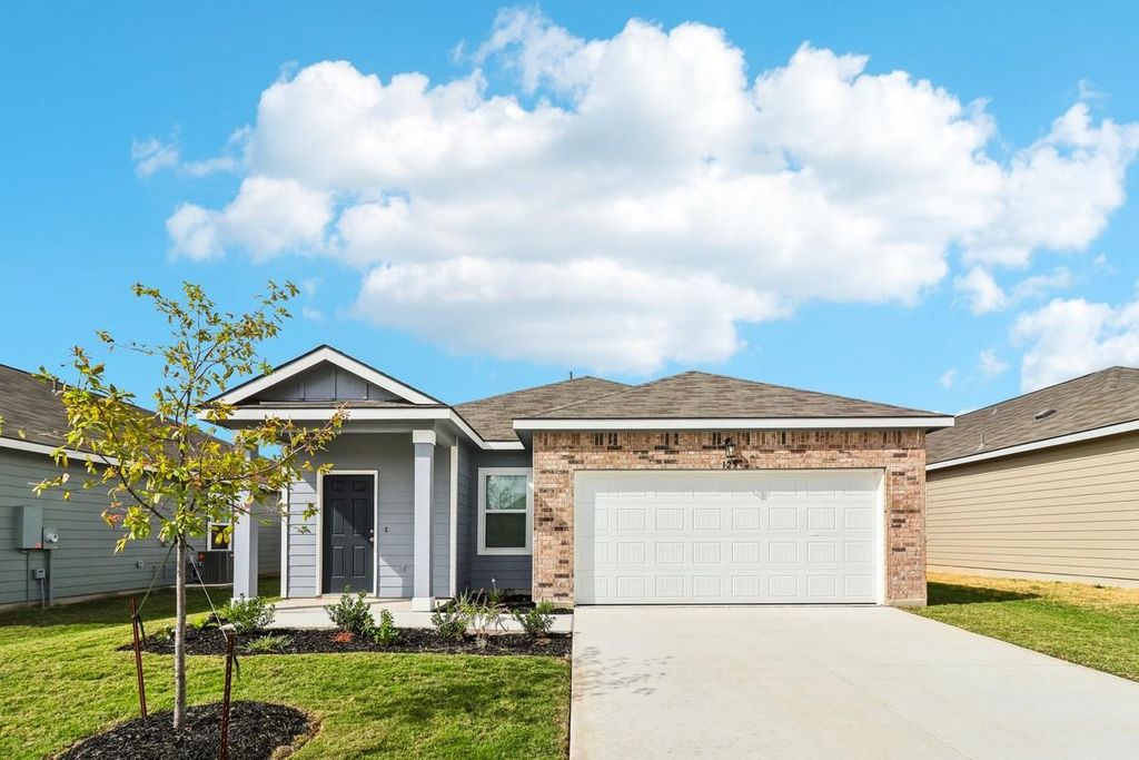 12901 Kentucky Warbler DR, Buda, TX 78610