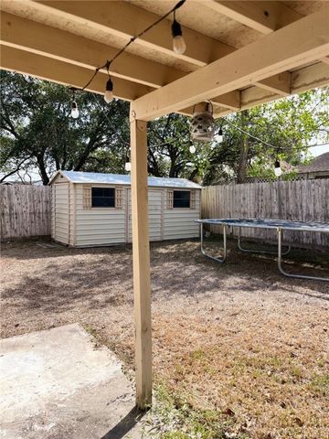 11305 Doris Creek, Corpus Christi, TX 78410