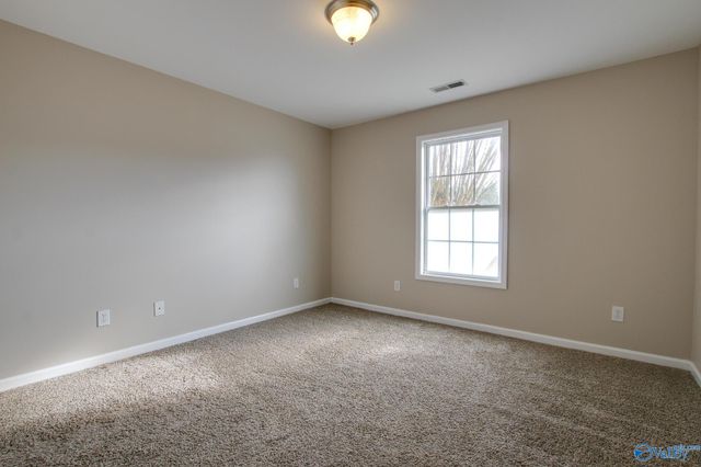 40 Kaylee Loop Road, Hartselle, AL 35640