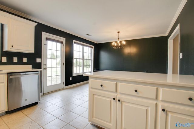 40 Kaylee Loop Road, Hartselle, AL 35640