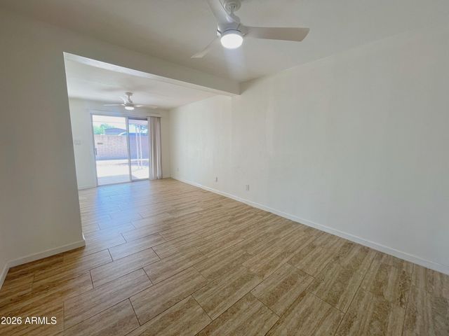 2401 E Meadowbrook Avenue, Phoenix, AZ 85016