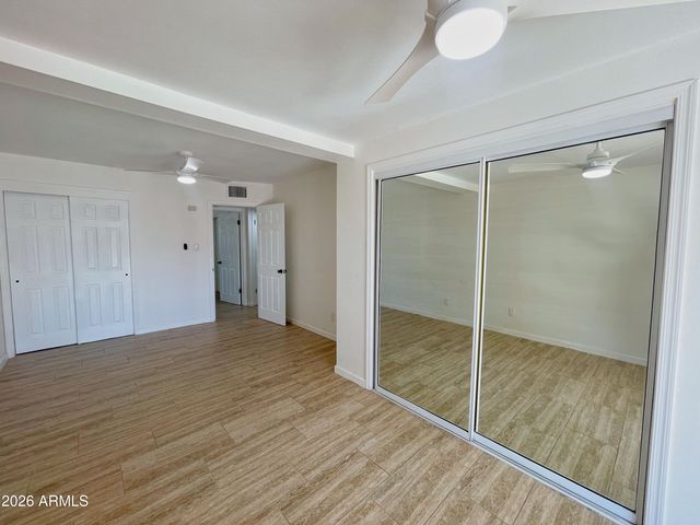 2401 E Meadowbrook Avenue, Phoenix, AZ 85016