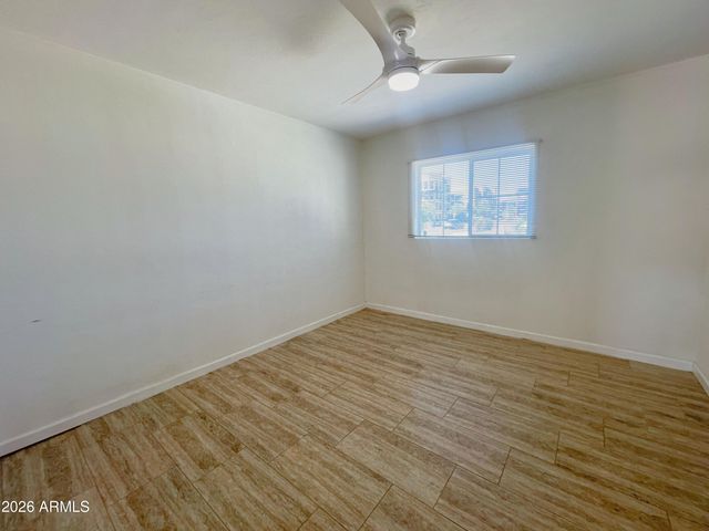 2401 E Meadowbrook Avenue, Phoenix, AZ 85016
