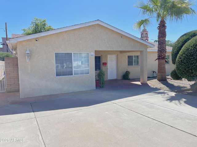 2401 E Meadowbrook Avenue, Phoenix, AZ 85016