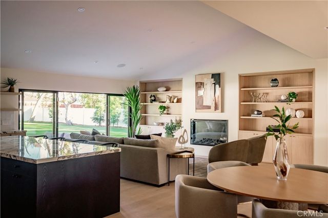 8960 Oak Park Avenue, Northridge, CA 91325